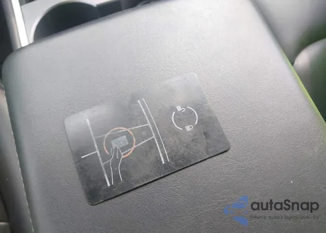 2023 Tesla Model 3 Rear-Wheel Drive z USA, uszkodzony, nr VIN 5YJ3E1EAXPF699395